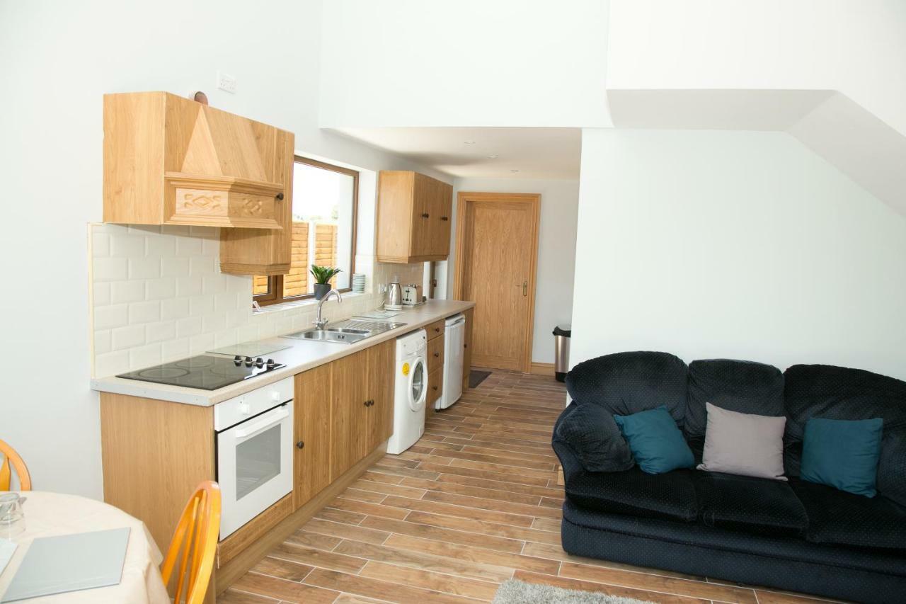 Faha Bells Apartment Waterford Bagian luar foto