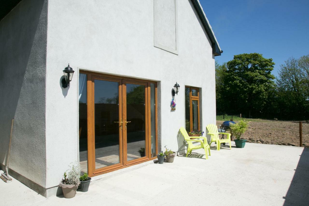 Faha Bells Apartment Waterford Bagian luar foto