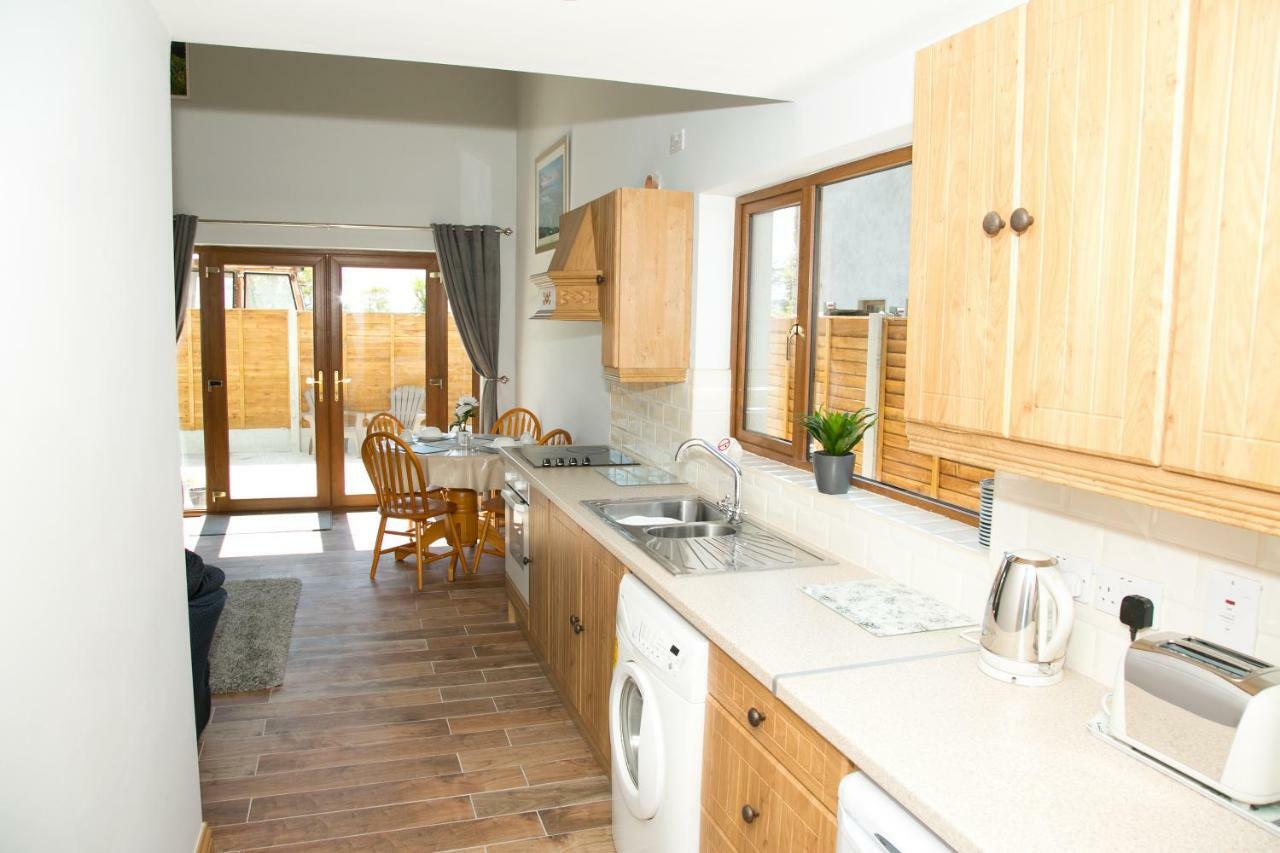 Faha Bells Apartment Waterford Bagian luar foto